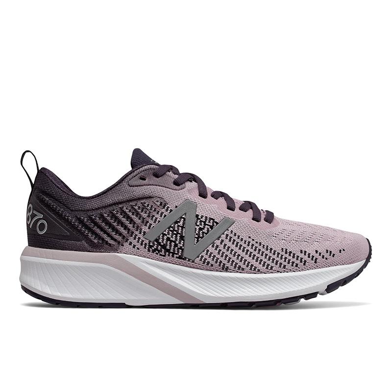 new balance structured running shoes