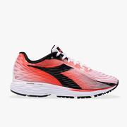 diadora mythos blushield fly 3