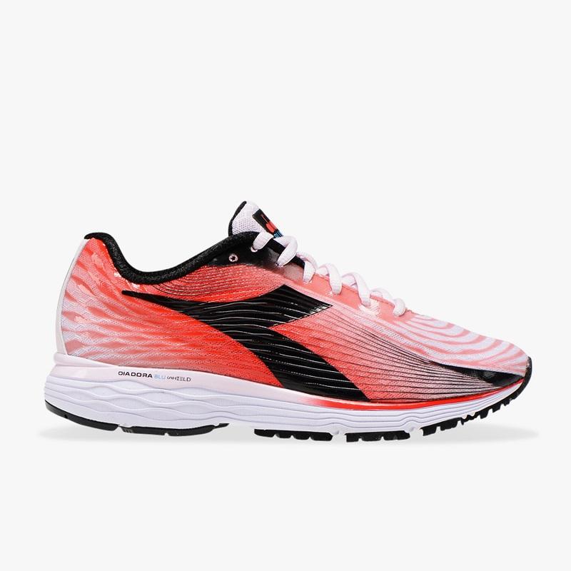 Runners Plus | Shop for Running Shoes 