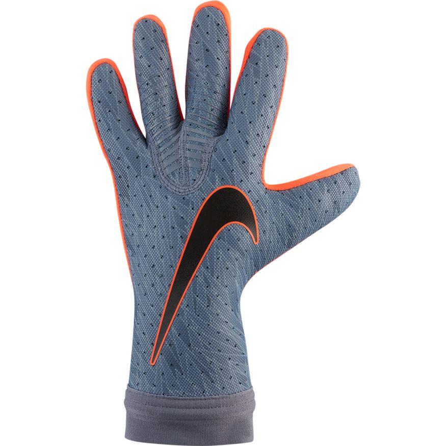nike mercurial goalie gloves size 6