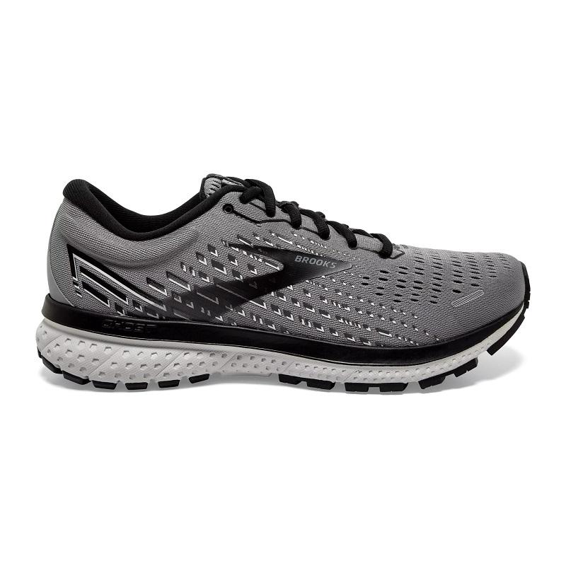 brooks ghost running shoes