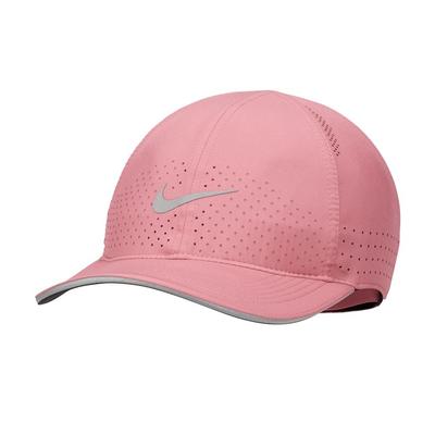 Men's Nike Aerobill Featherlight Cap DESERT_BERRY