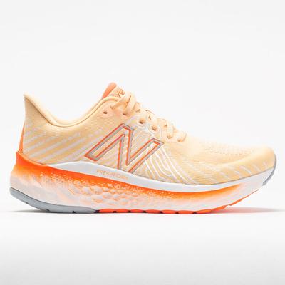  Women's New Balance Vongo V5