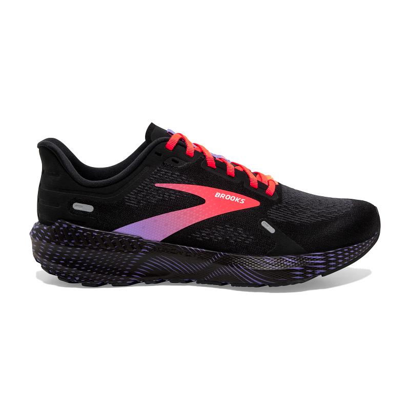 Soccer Plus  BROOKS Women's Brooks Launch GTS 9