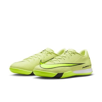 Nike Mercurial Vapor 16 Academy Indoor/Court Low-Top Soccer Shoes