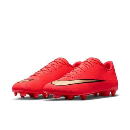 Nike Mercurial Vapor 17 Club Multi-Ground Low-Top Soccer Cleats