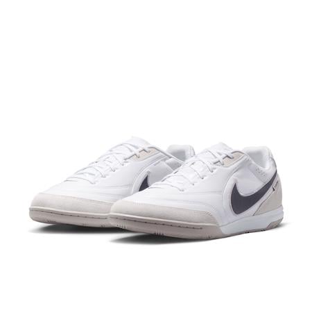 Nike Tiempo Streetgato Indoor/Court Low-Top Soccer Shoes