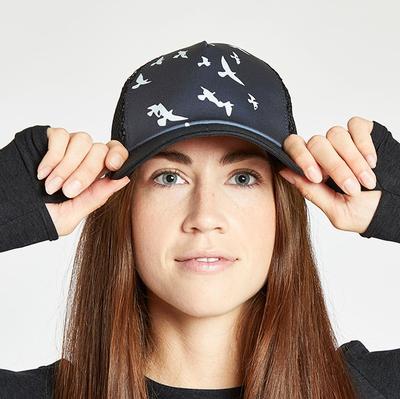 Women's Oiselle Runner Trucker Hat BLACK_FLOCK