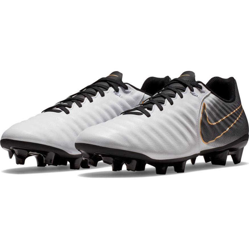 nike legend 7 academy mg