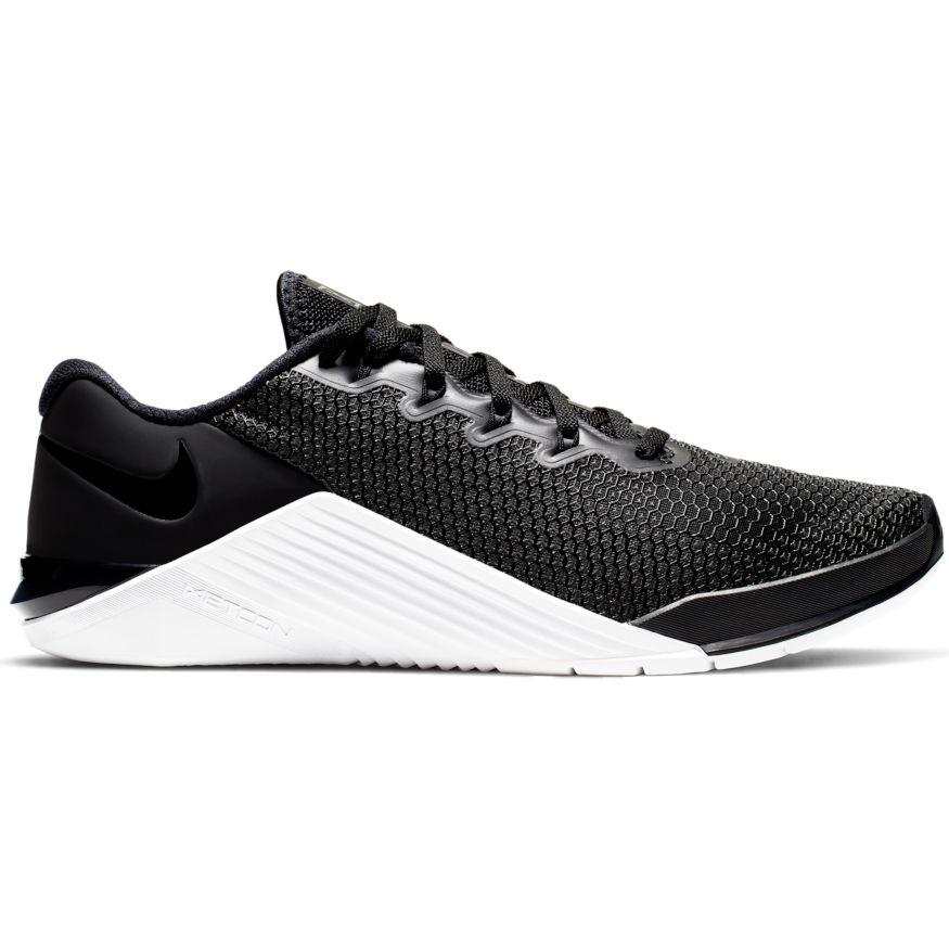 black nike metcon women's