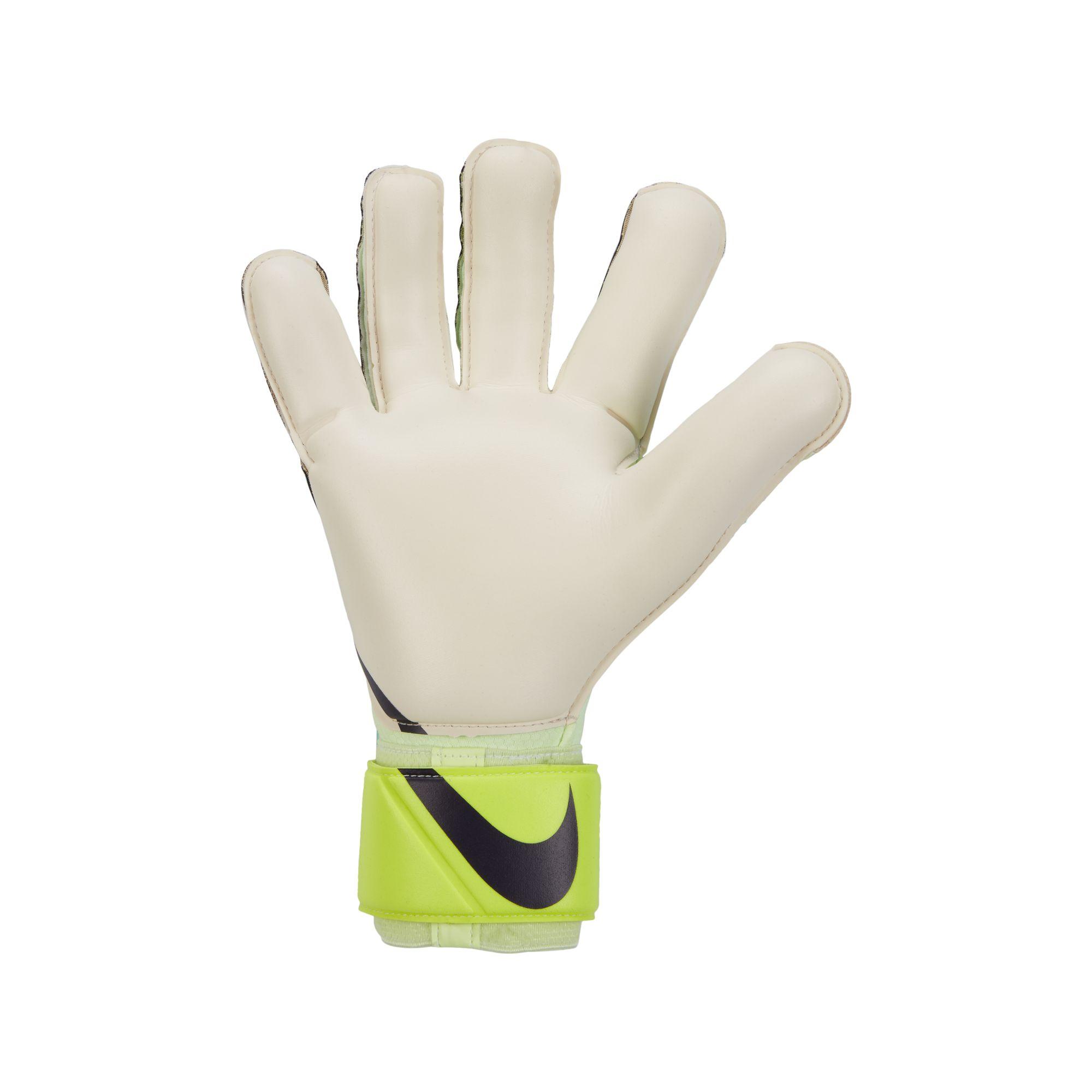 Soccer Plus  GLOVEGLU GloveGlu Keep 'Em Clean Sponge