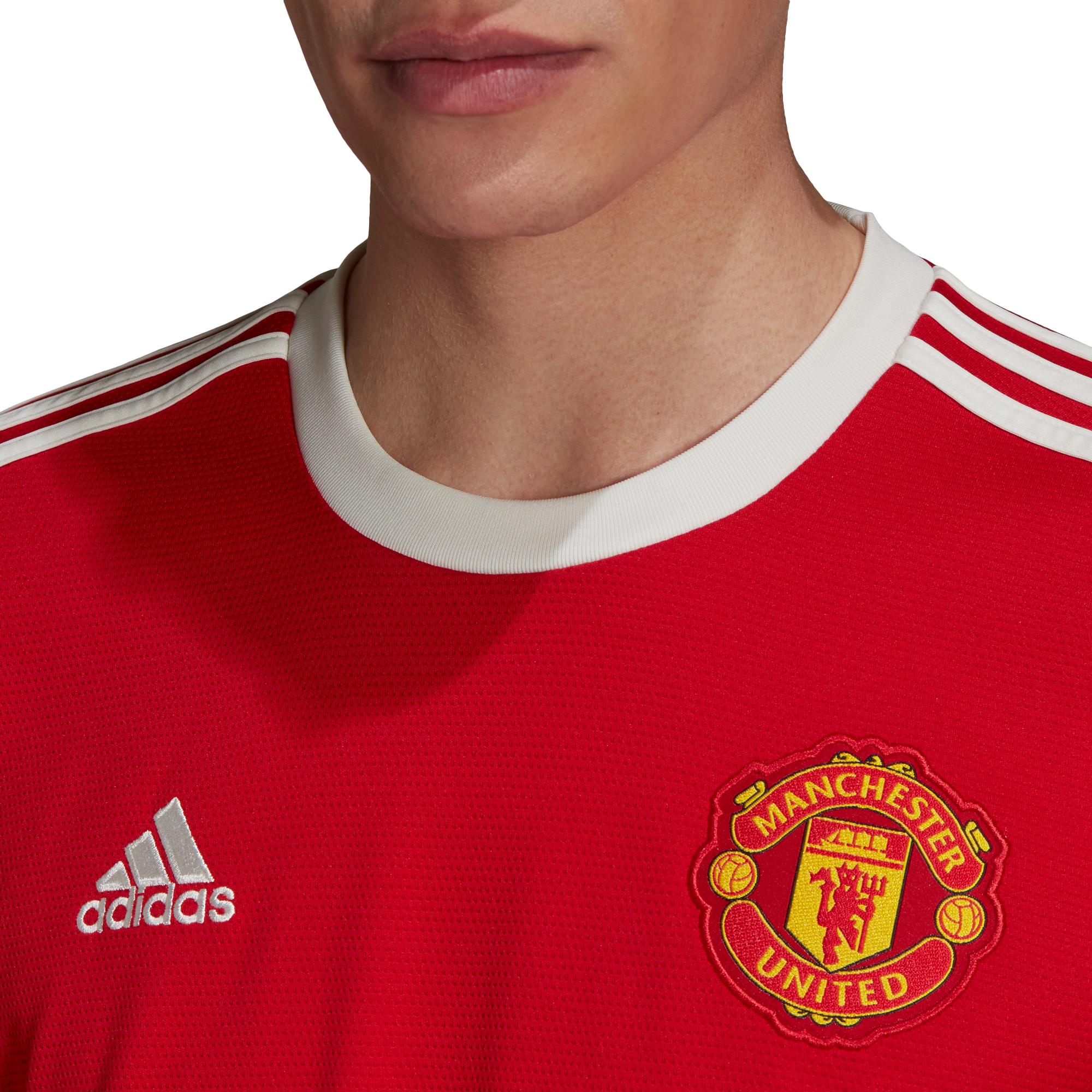 Manchester united icon best sale tee