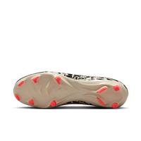 Nike Mercurial Vapor 16 Academy FG outsole view